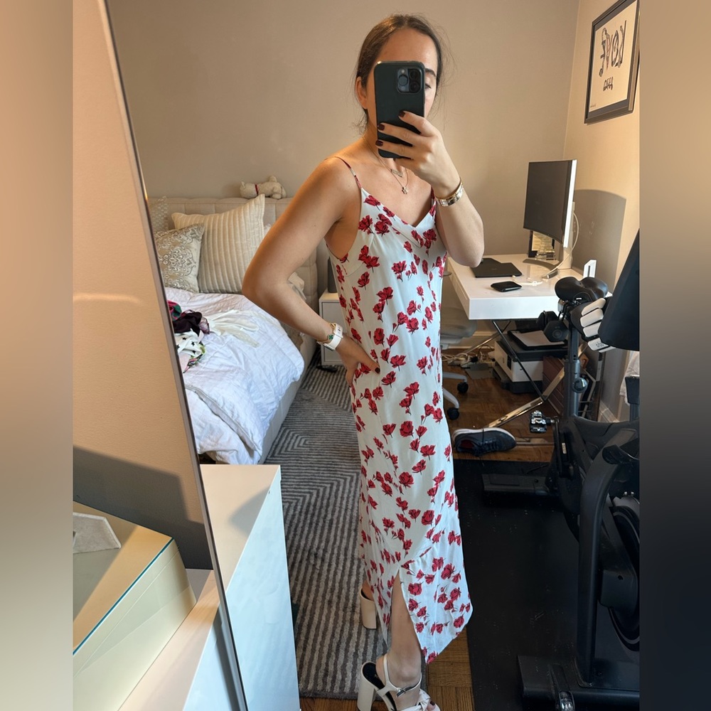 Equipment maxi dress. Size small. Minor minor stain